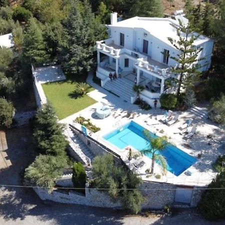 Marine'S Lux Villa:Golden Sunset Calamata Exterior foto