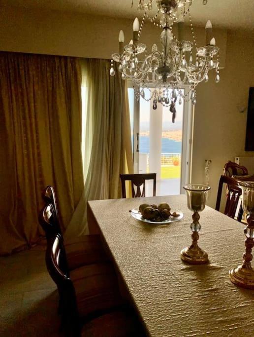 Marine'S Lux Villa:Golden Sunset Calamata Exterior foto